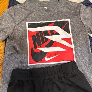 Nike 2 piece short set